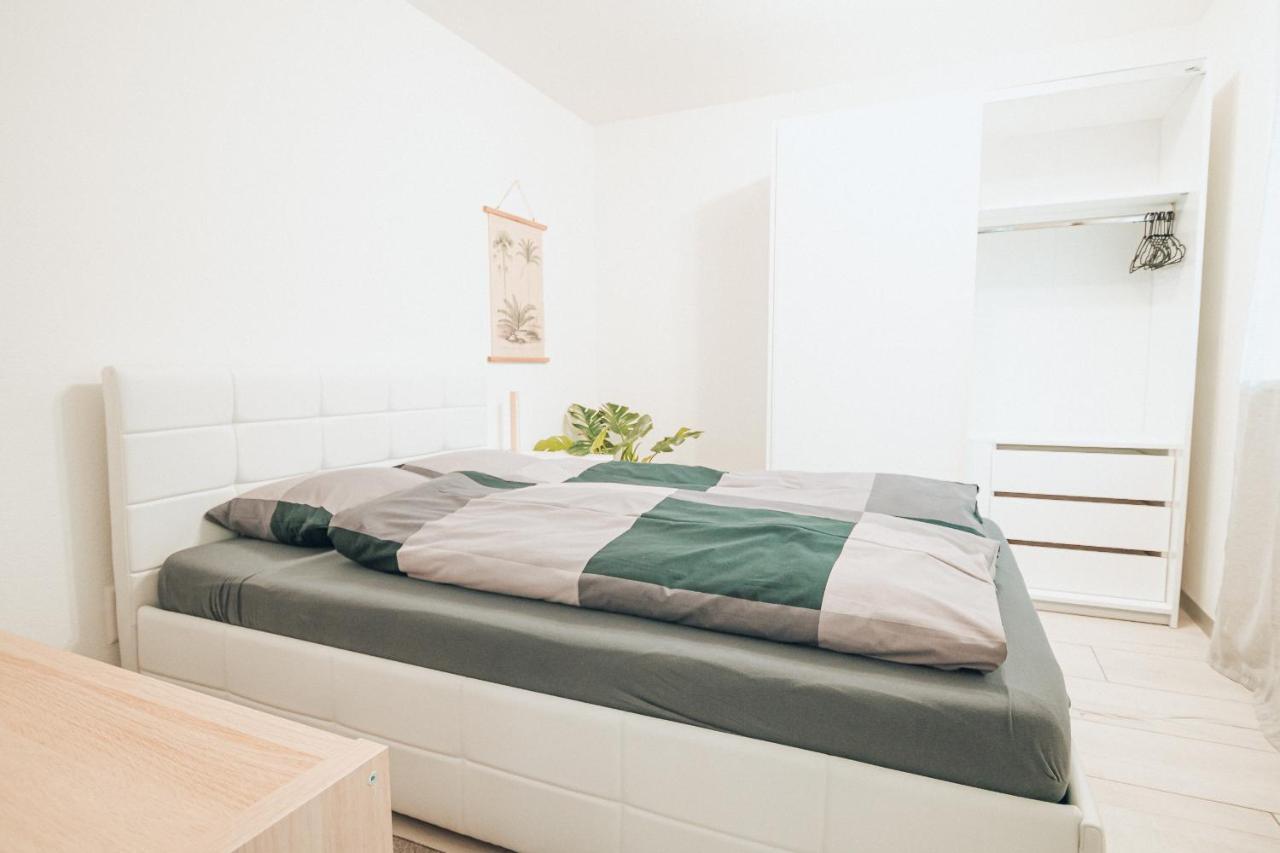 - Culture & Nightlife In One Apartment *